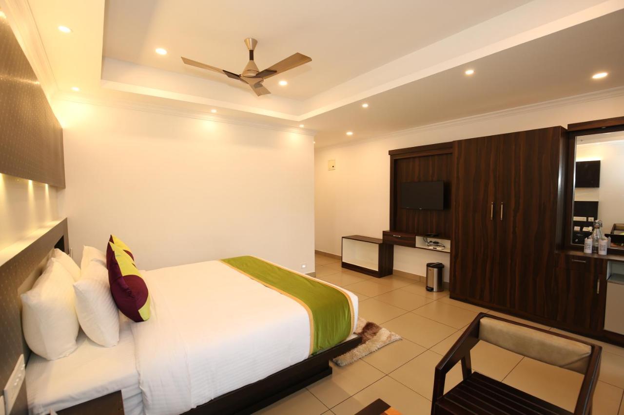 Amuse Vista Resorts And Spa Anachal 외부 사진